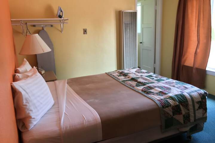 Room 15 of 49