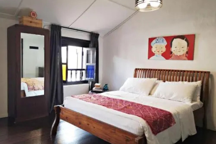 Room 2 of 24