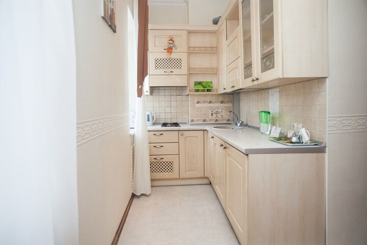 Room 12 of 20