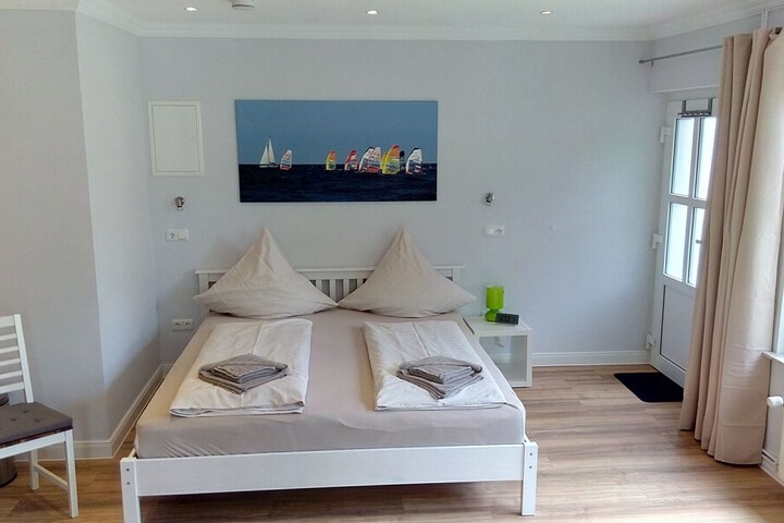 Room 21 of 76