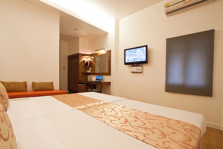 Room 17 of 116