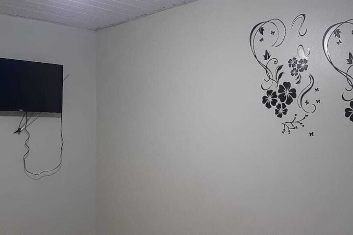 Room 21 of 37