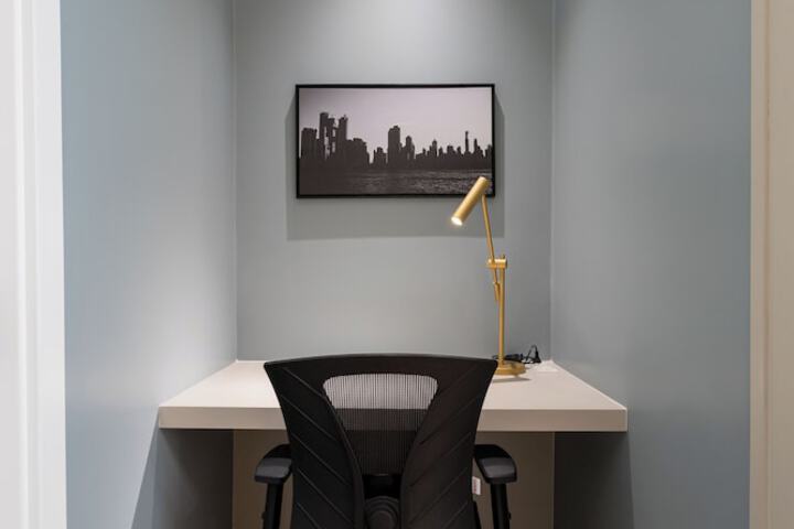 Room 42 of 90