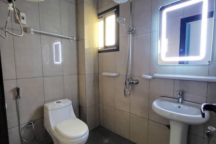 Room 62 of 79