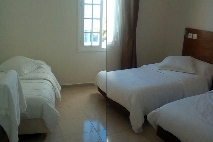 Room 2 of 16