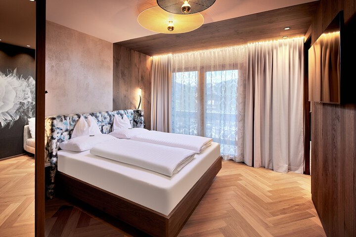 Room 36 of 204