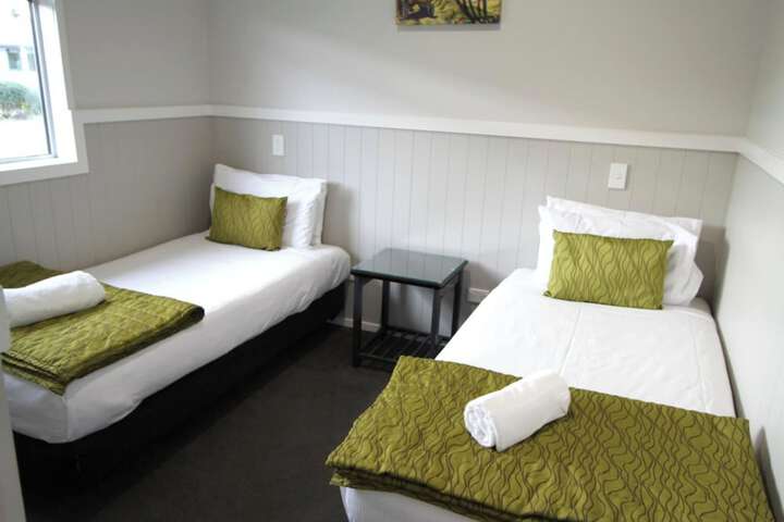Room 7 of 123