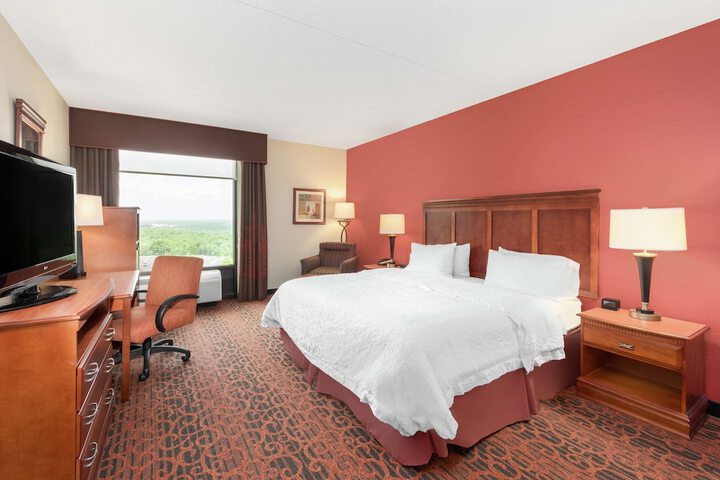 Room 6 of 29
