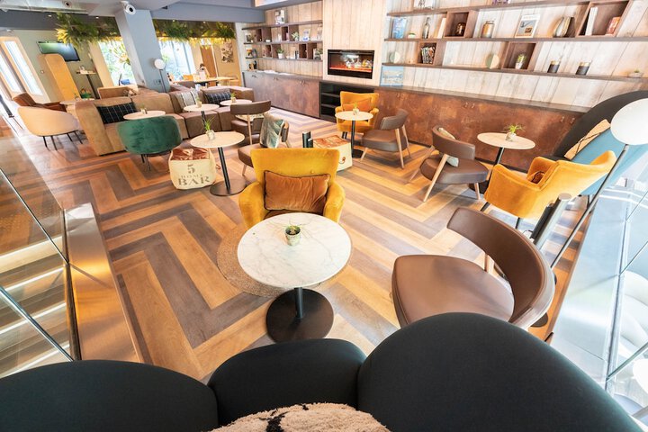 Hotel Lobby