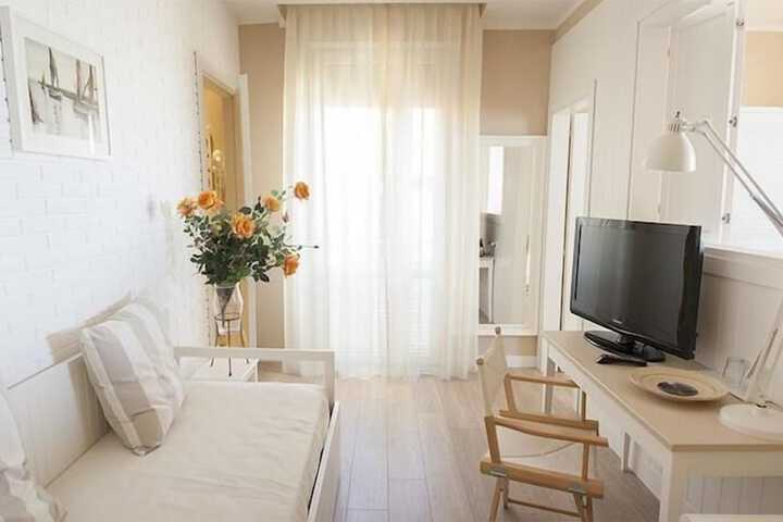 Room 15 of 39