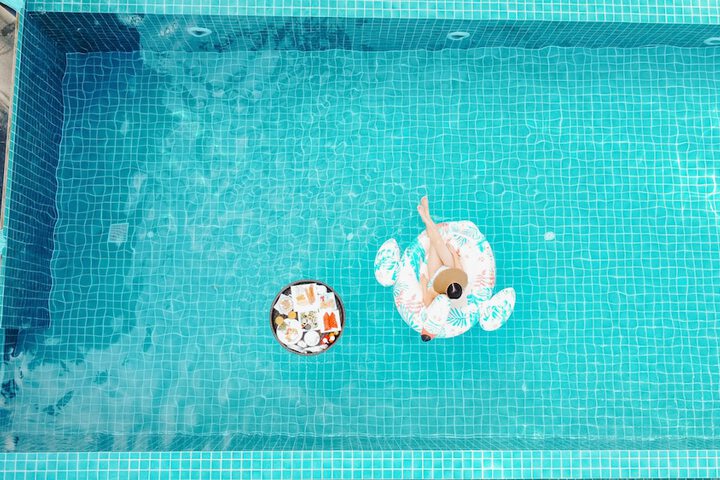 Pool 62 of 142