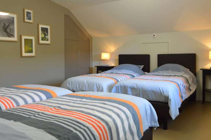 Room 2 of 22