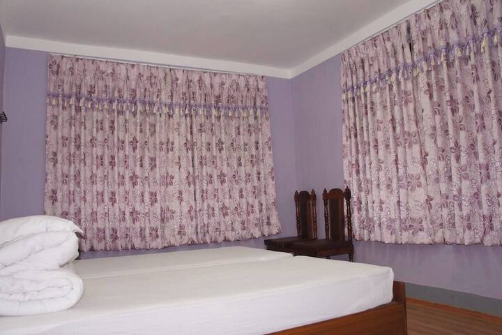 Room 9 of 46