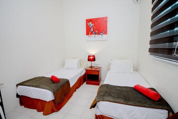 Room 2 of 26