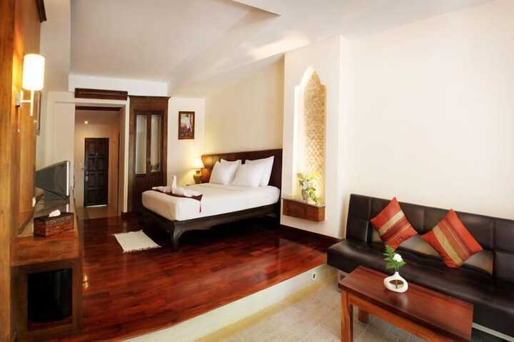 Room 26 of 61