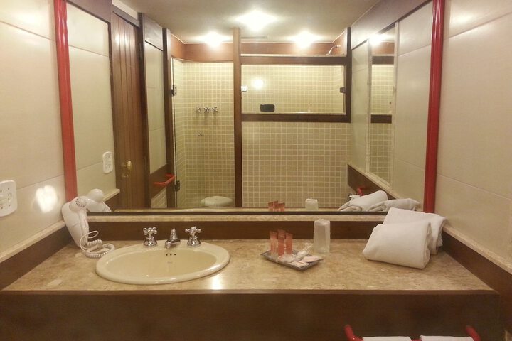 Room 20 of 44