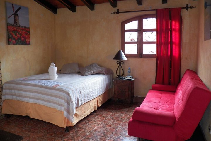 Room 6 of 36