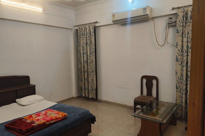 Room 3 of 22