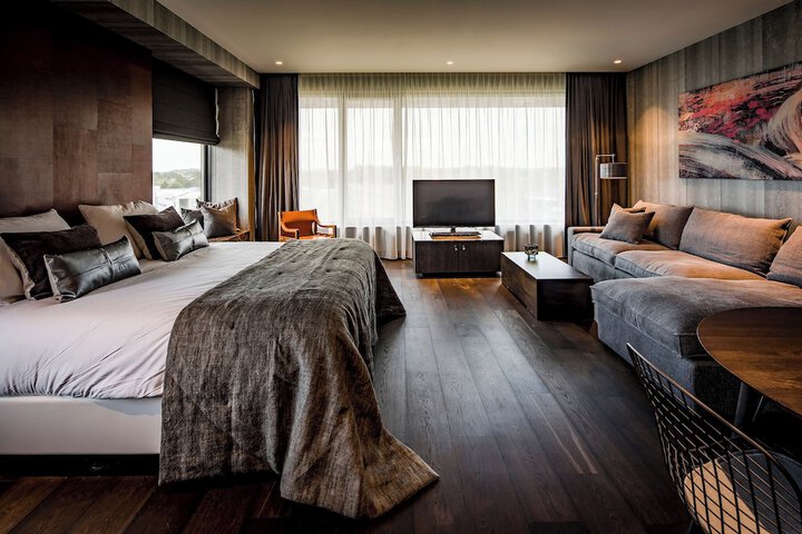 Room 26 of 68