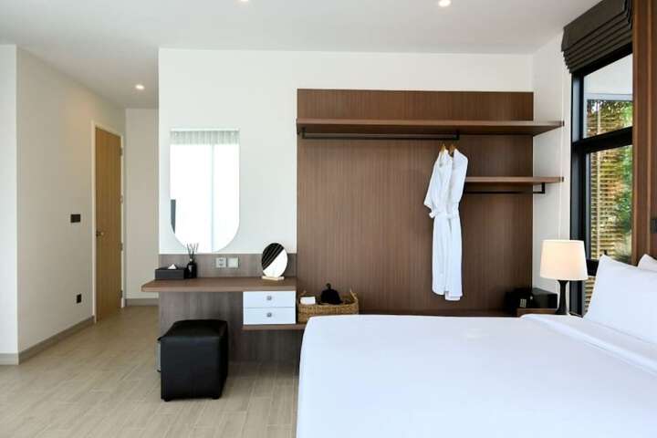 Room 71 of 251