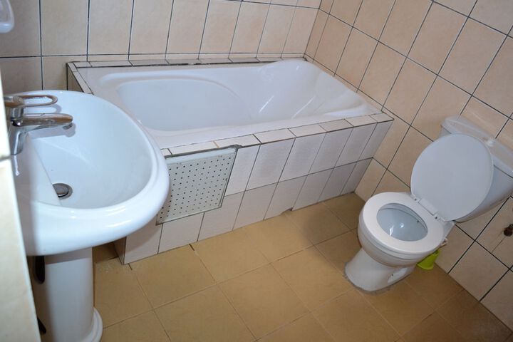 Room 14 of 20