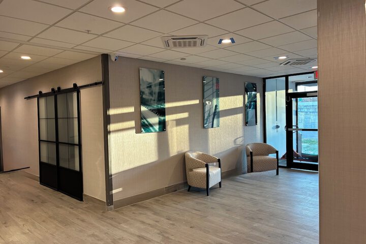 Entrance & Lobby