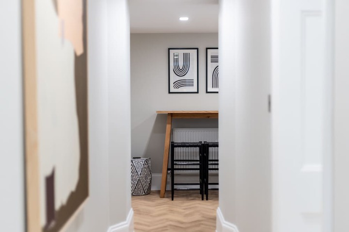 Room 112 of 190