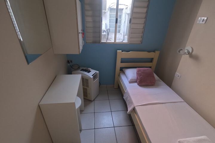 Room 15 of 22