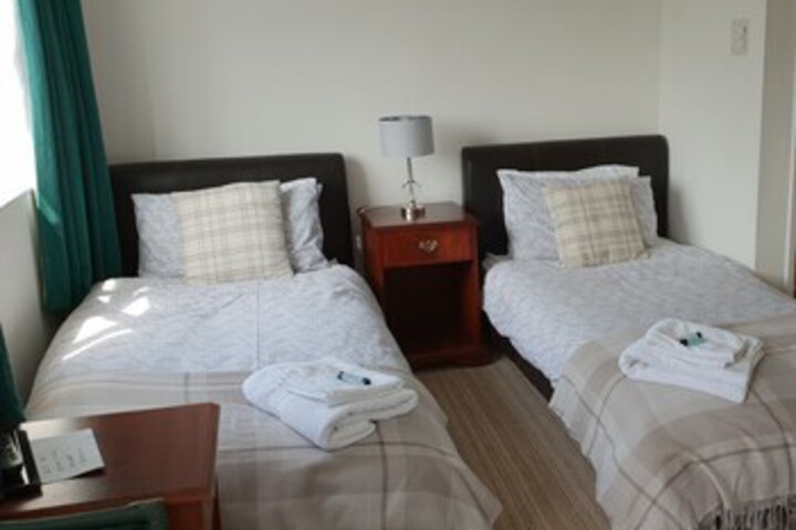 Room 47 of 157