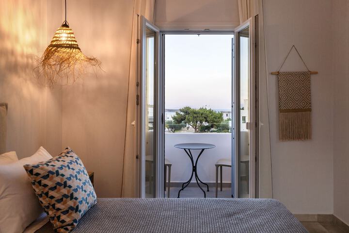 Room 28 of 67