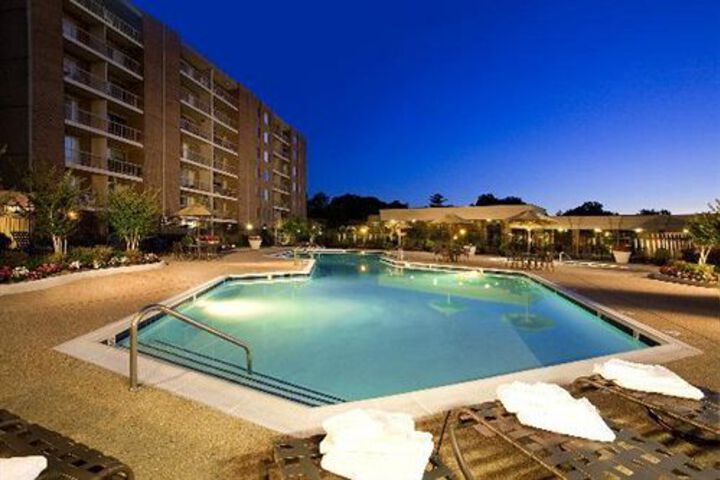 Pool 19 of 21
