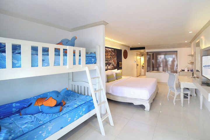 Room 34 of 257