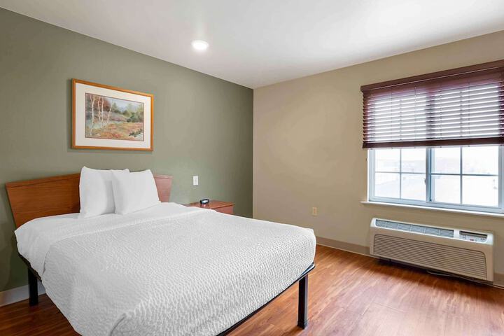 Studio with Double Bed (8 of 10)