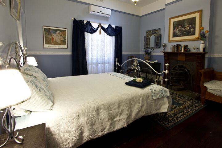 Room 4 of 59