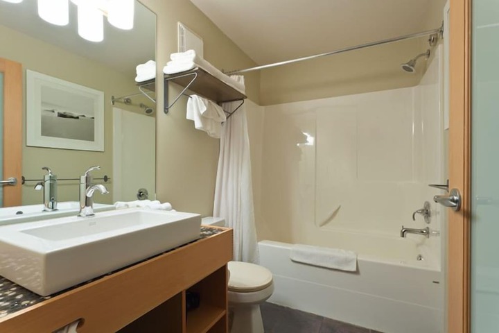 Room 14 of 39