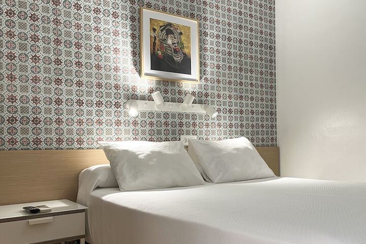 Room 21 of 62