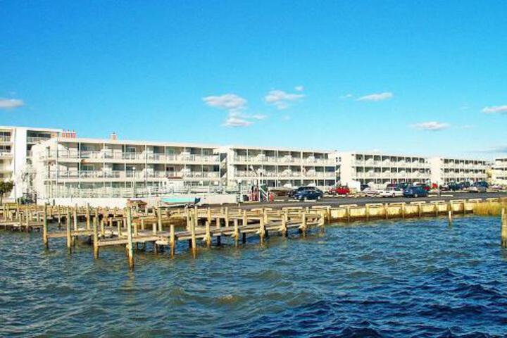 Exterior of BRADLEY ON THE BAY