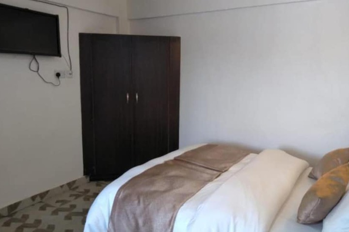 Room 16 of 57