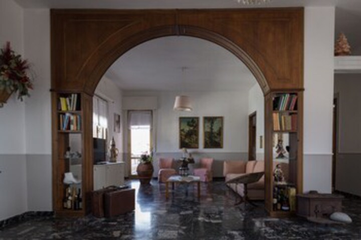 Room 19 of 37