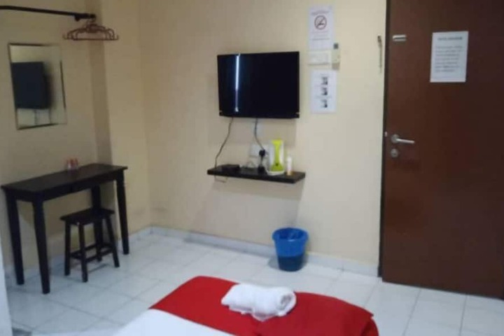 Room 15 of 20