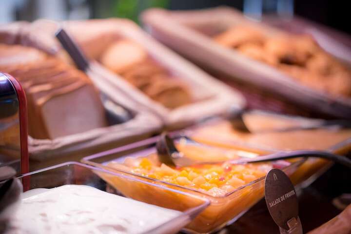 Breakfast buffet