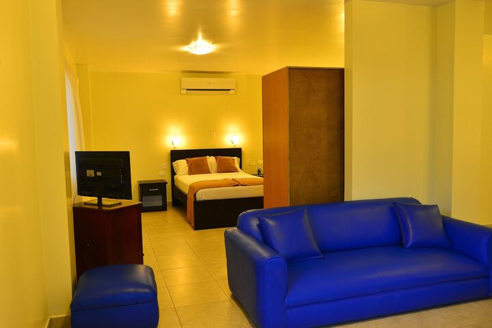 Room 8 of 73