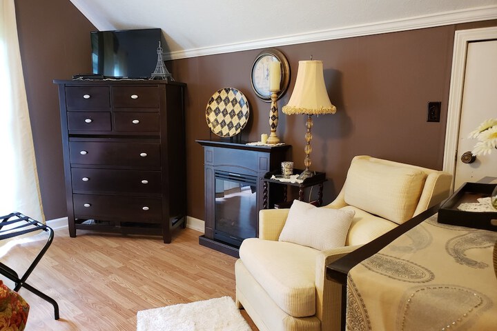 Room 14 of 53