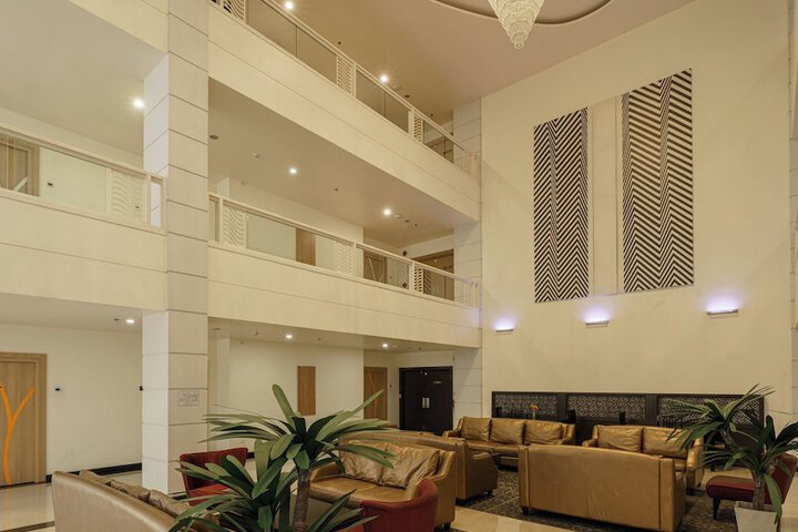 Hotel Interior 4 of 32