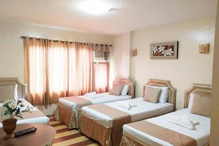 Room 3 of 26