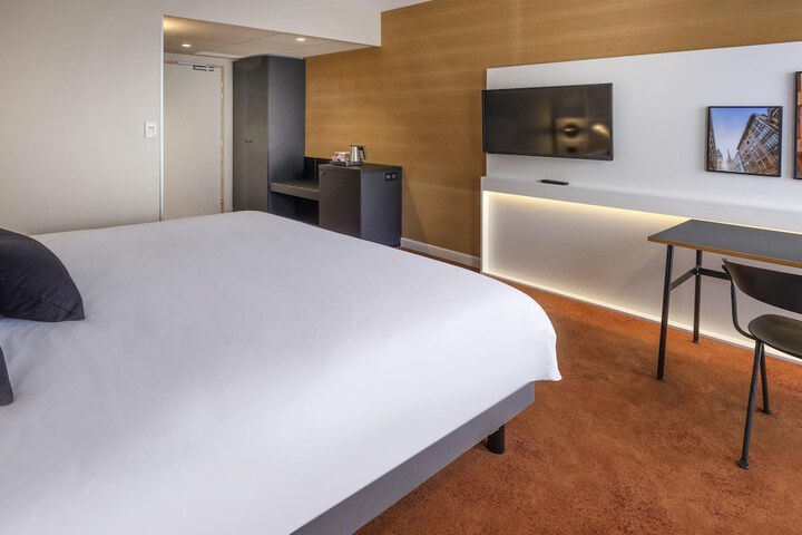 Room 19 of 61