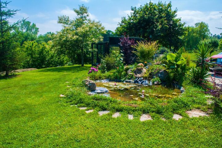 Property Grounds 22 of 27