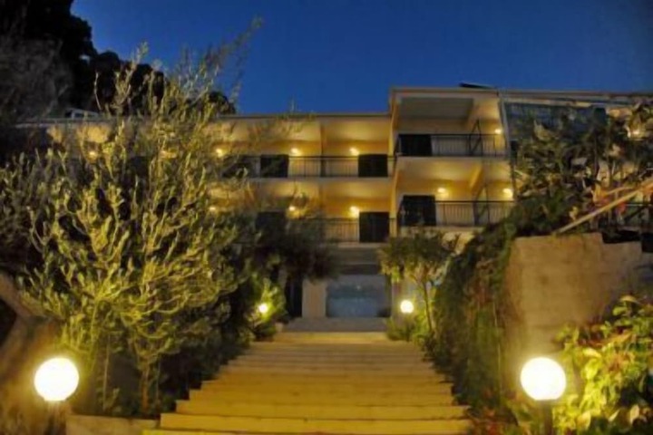 Hotel 147 of 159