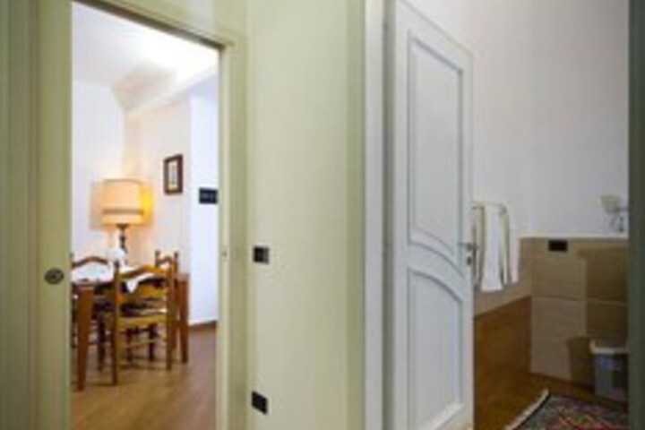 Room 11 of 35