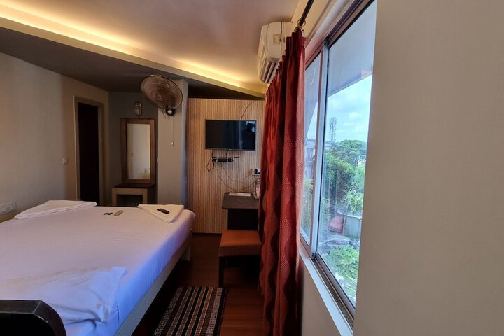 Room 63 of 169
